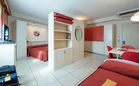 Hotel Residence White Palace